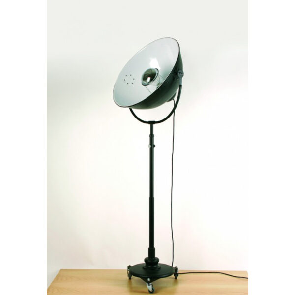 Mariano Fortuny y Madrazo Stehleuchte - Meisterwerk des Lichtdesigns